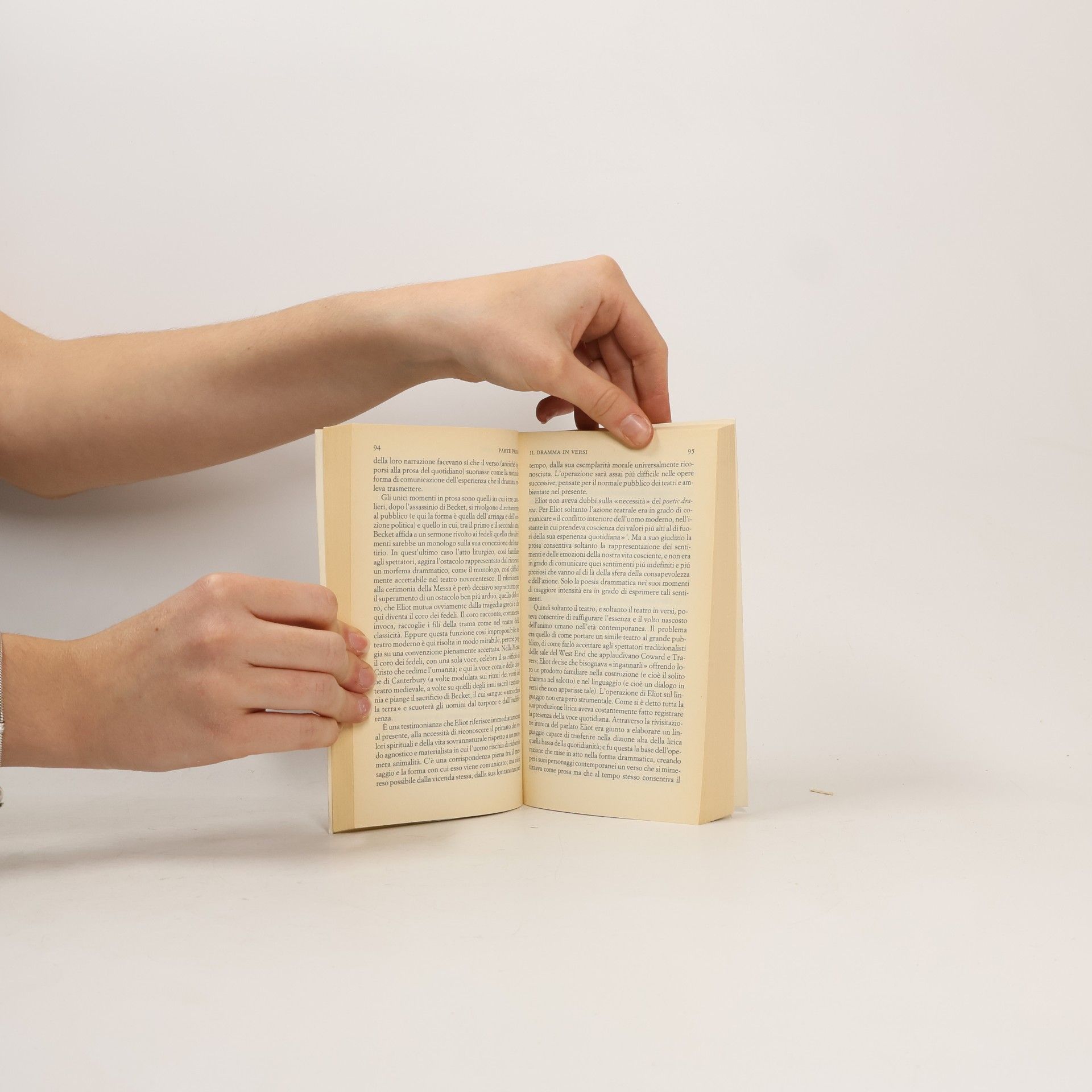Paolo Bertinetti Piccola Biblioteca - 560: Il teatro inglese del Novecento