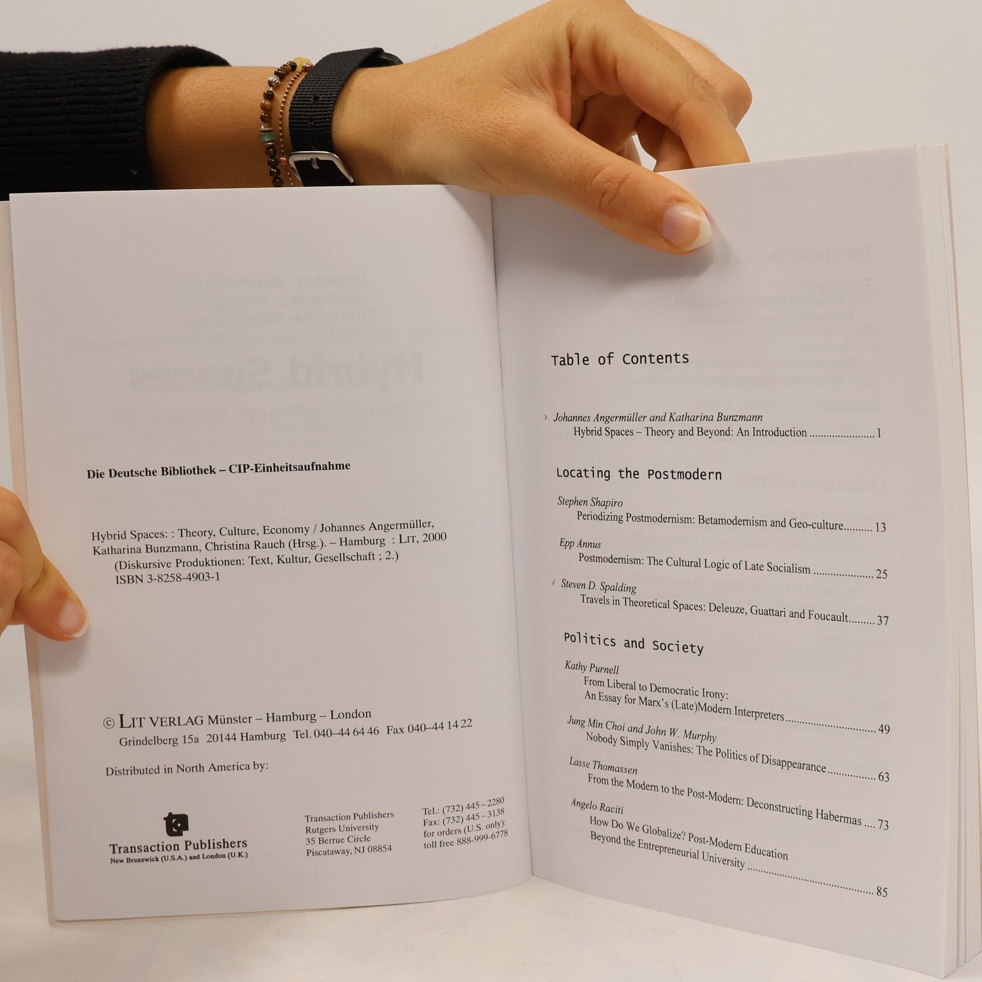 Johannes Angermüller Discursive Productions Text Culture Society: Hybrid Spaces