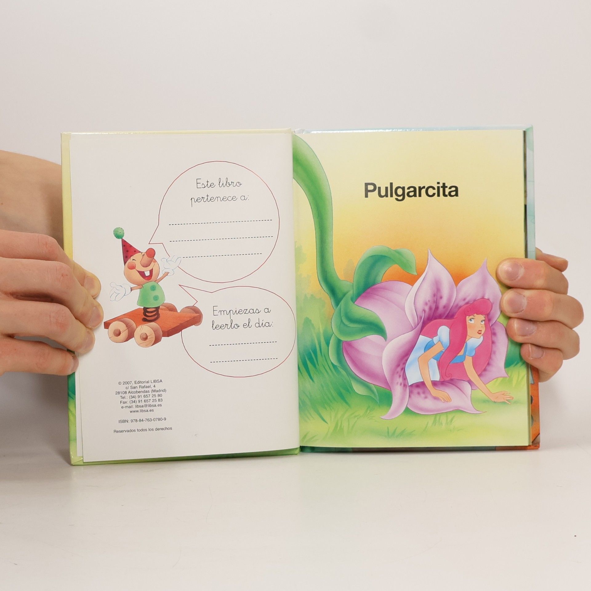 Equipo Editorial Cuentos de Oro: Pulgarcita