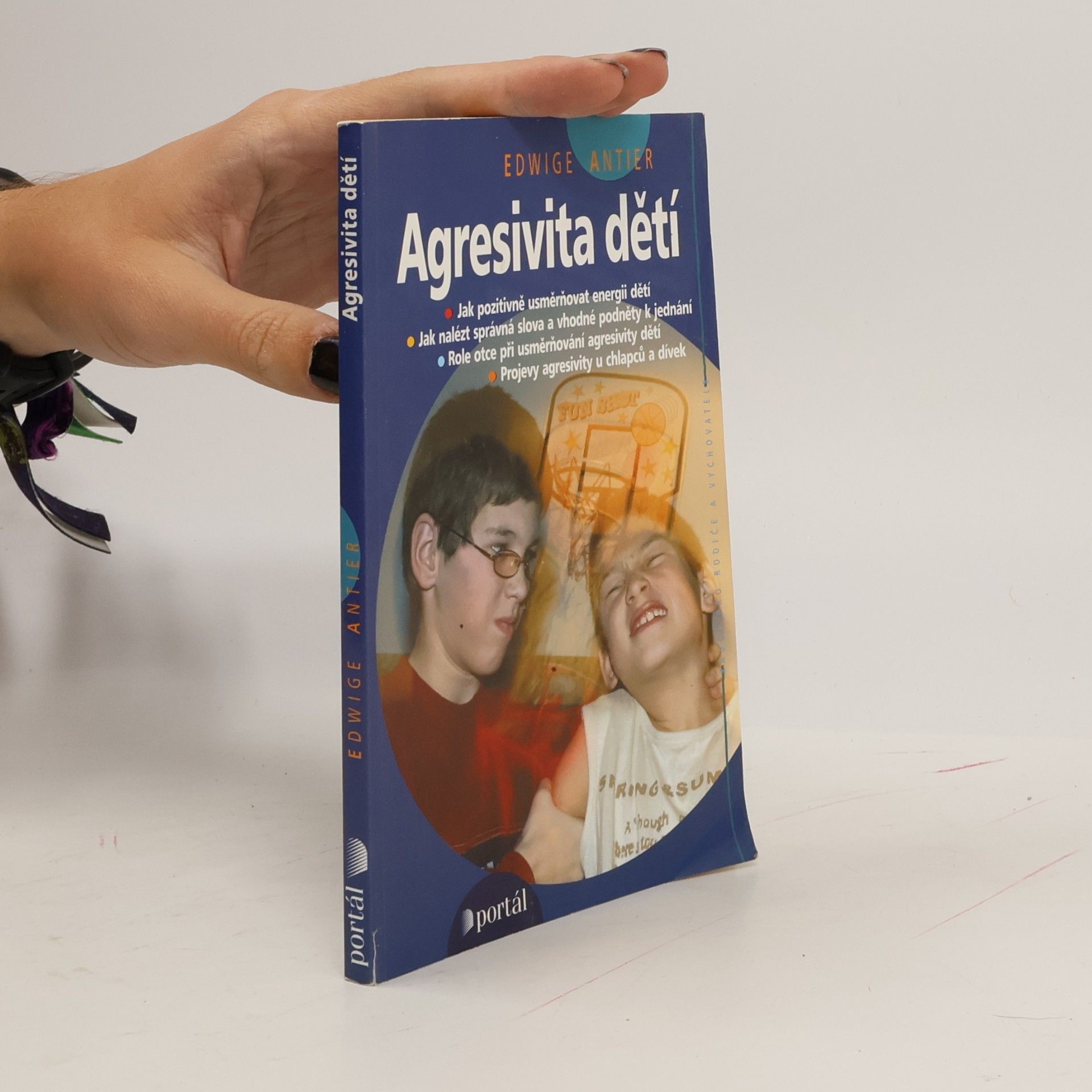 Edwige Antier Agresivita dětí