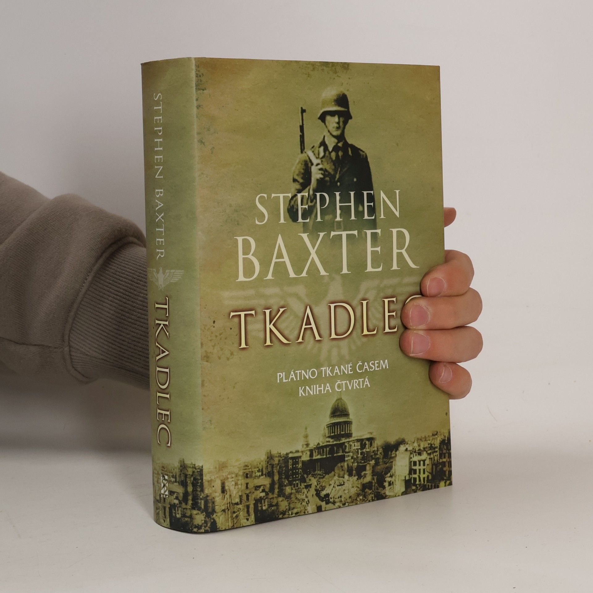 Stephen Baxter Tkadlec. Plátno tkané časem 4