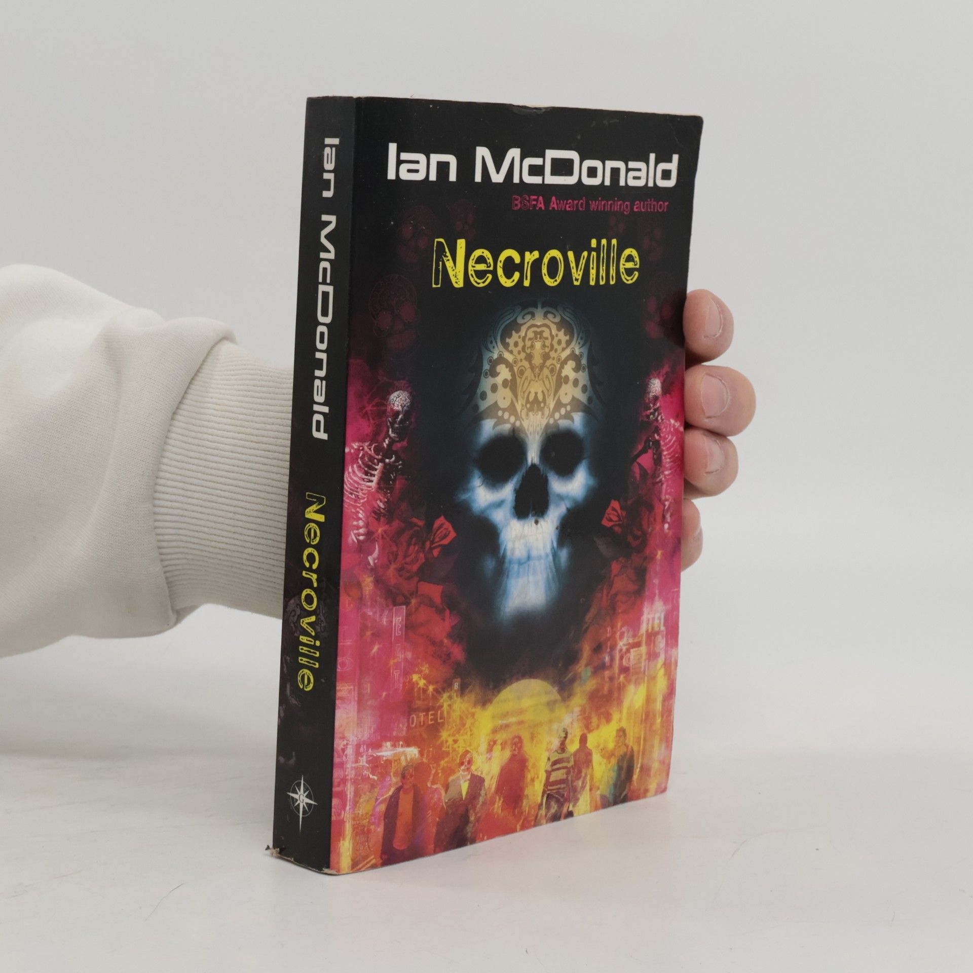 Ian McDonald Necroville