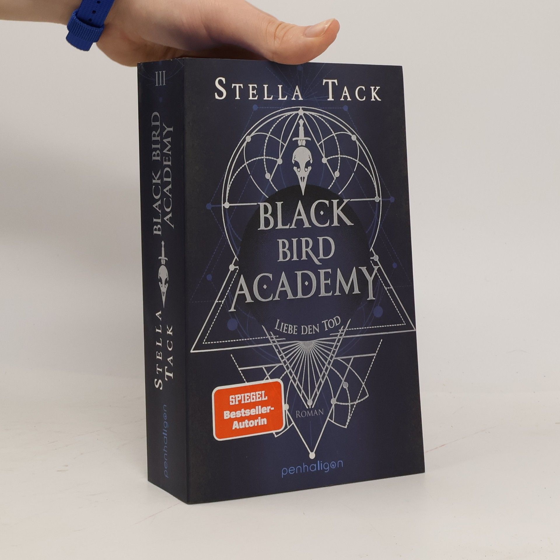 Black Bird Academy - Liebe den Tod