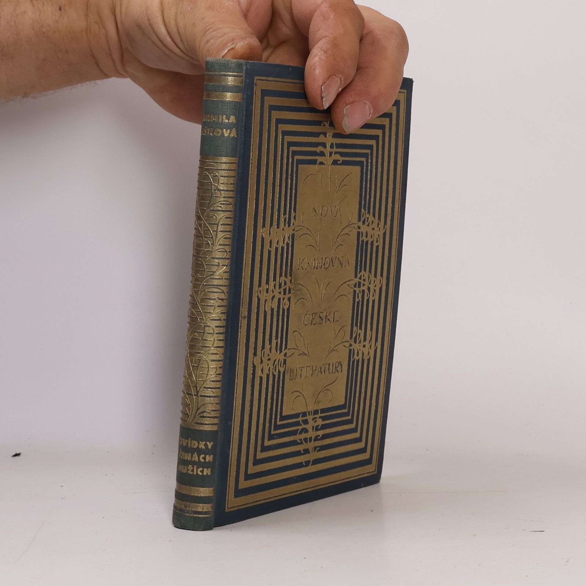 Nová knihovna české literatury. Povídky o slabých ženách a silných mužích a naopak.