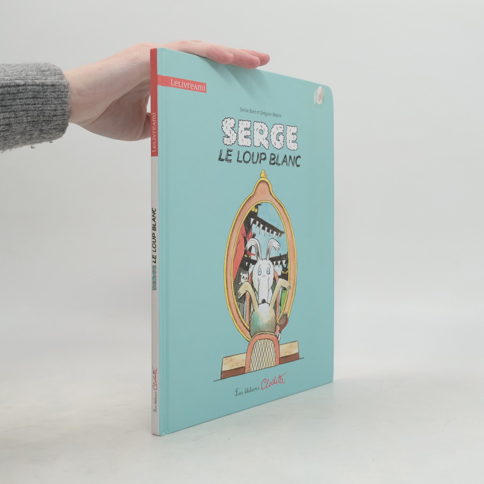 Serge le loup blanc