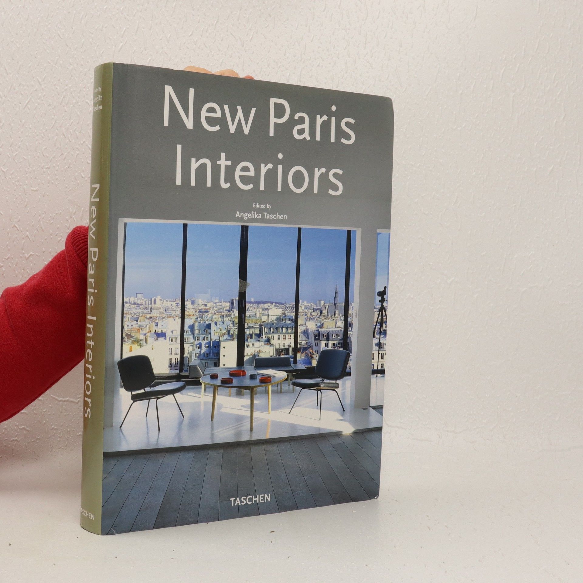 Ian Phillips New Paris interiors