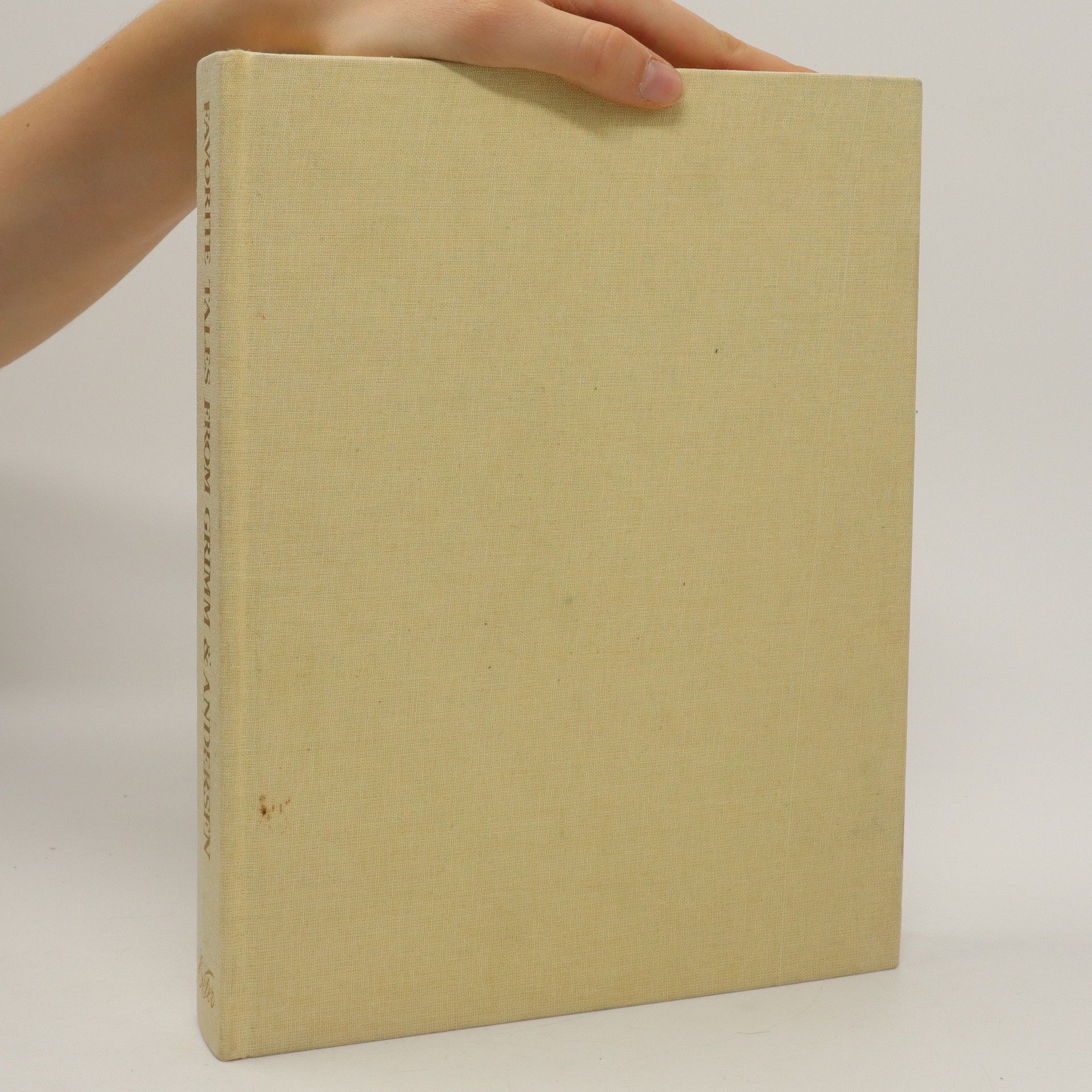 Andersen Favourite tales from Grimm and Andersen (Ocpl, 351 s., il. J. Trnka)