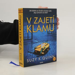 V zajetí klamu