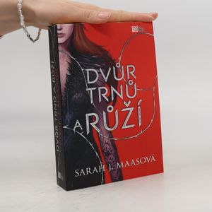 Dvůr trnů a růží