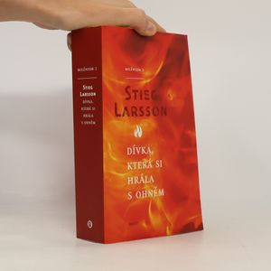 Dívka, která si hrála s ohněm