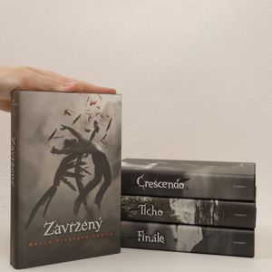 Zavržený. Crescendo. Ticho. Finále (1.-4. díl, 4 svazky, komplet)
