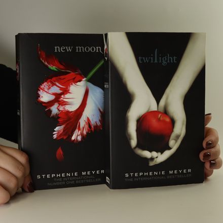 Twilight. New moon (1. - 2. díl, viz foto)