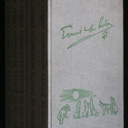 Ze života severních zvířat = (Life histories of northern animals) 1.-5. díl