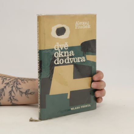 Dvě okna do dvora
