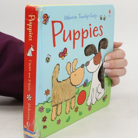 Usborne Touchy-Feely: Puppies