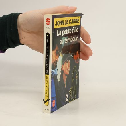 Le Livre de Poche - 2: La petite fille au tambour