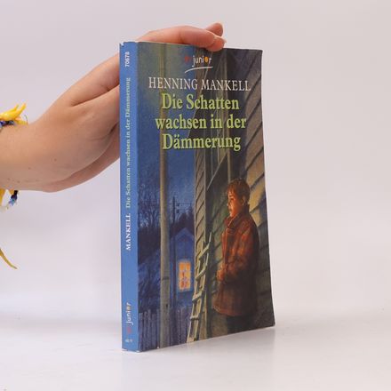 Die Schatten wachsen in der Dämmerung