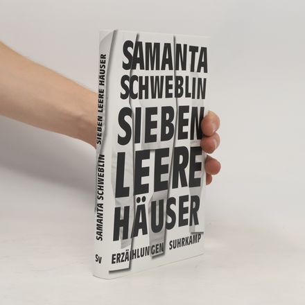 Sieben leere Häuser