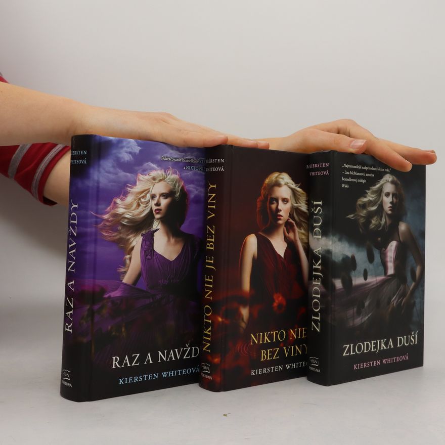 Kiersten White Paranormálové 1-3