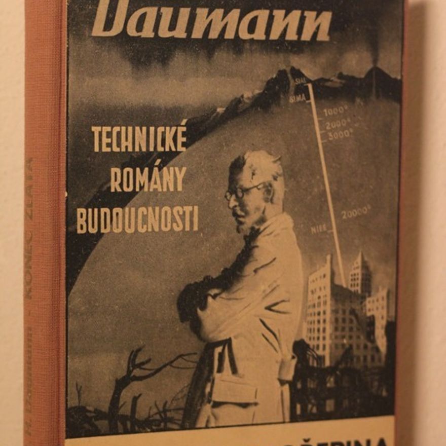 Rudolf Daumann Tenká jako skořepina : Román o útoku na zeměkouli