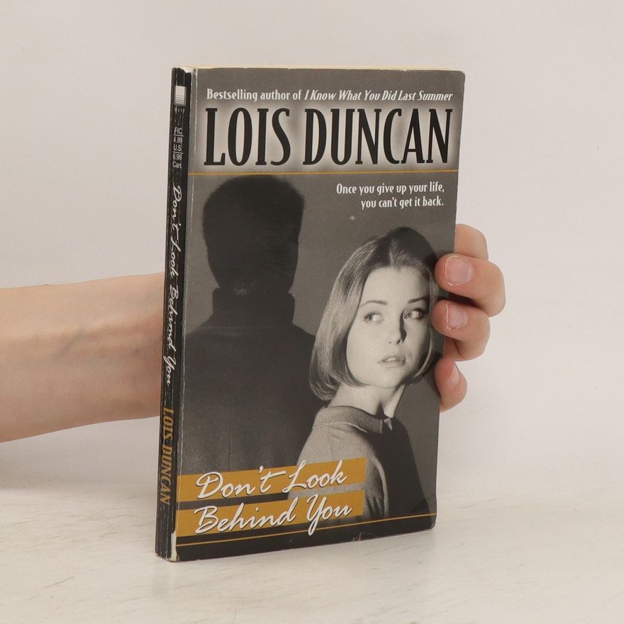 Lois Duncan Don't Look Behind You