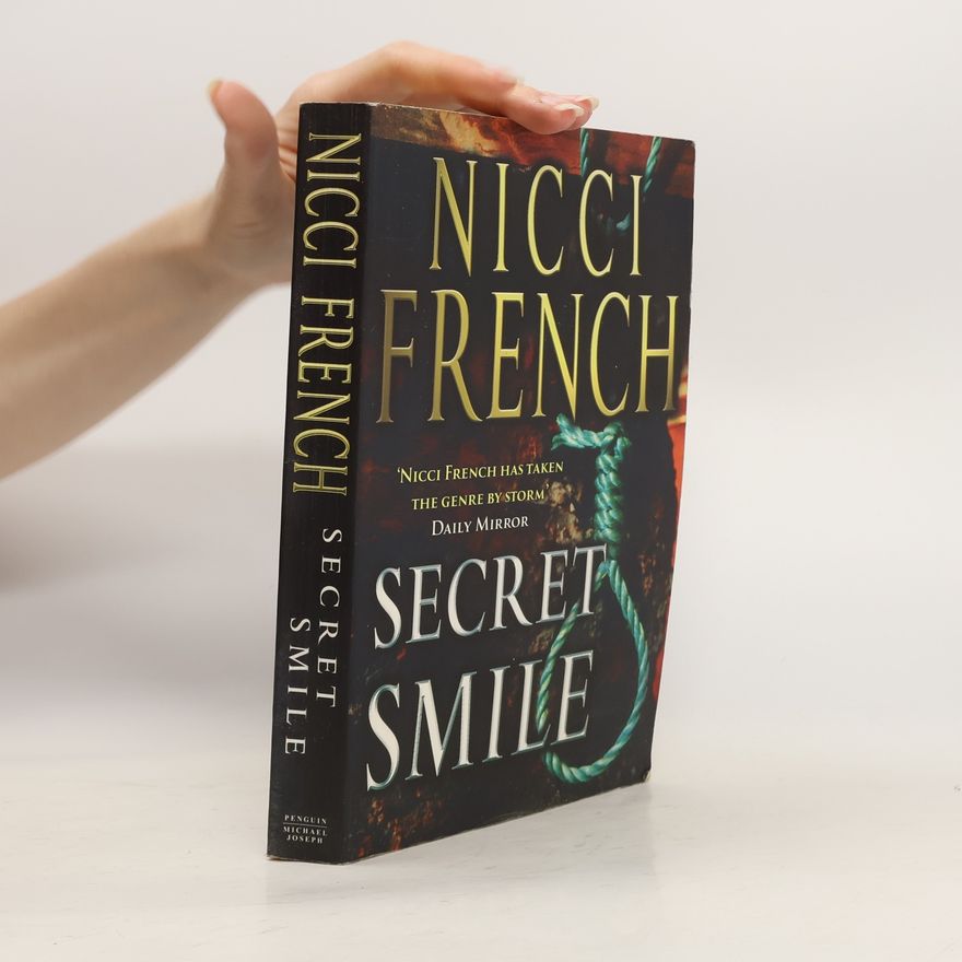 Nicci French Secret Smile