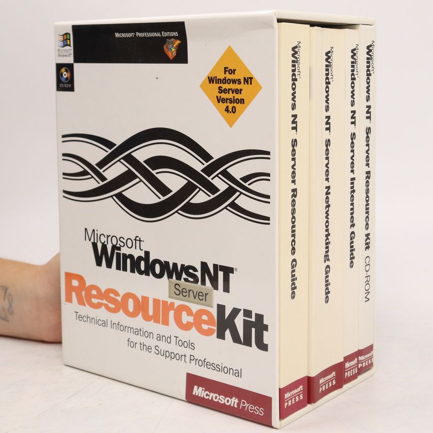 Various authors Microsoft Windows NT Server Resource Kit: Internet Guide
