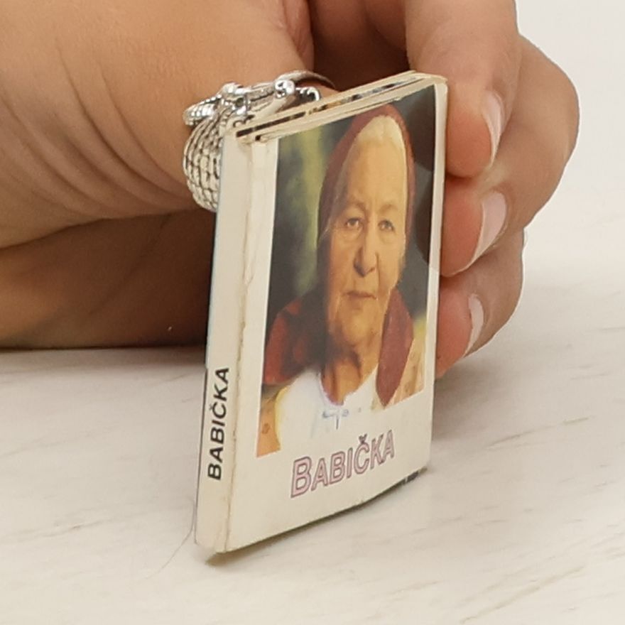 AA.VV. Babička