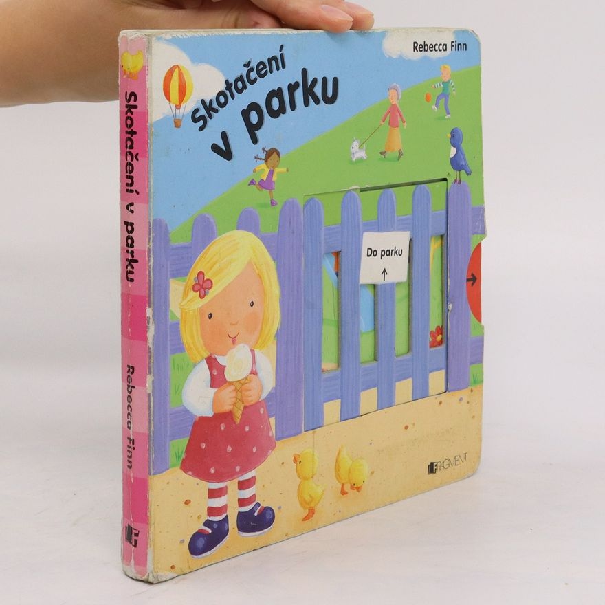 Rebecca Finn Skotačení v parku