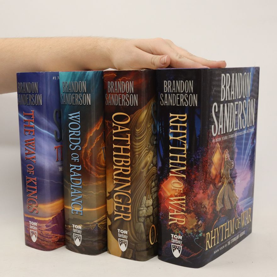 Brandon Sanderson The Stormlight Archive: Books 1-4 (The Way of Kings, Words of Radiance, Oathbringer, Rhythm of War)