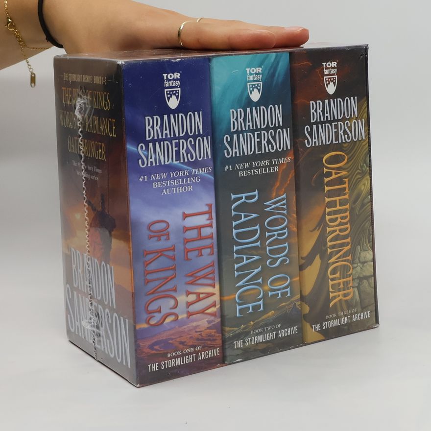 Brandon Sanderson Stormlight Archive MM Boxed Set I, Books 1-3: The Way of Kings, Words of Radiance, Oathbringer
