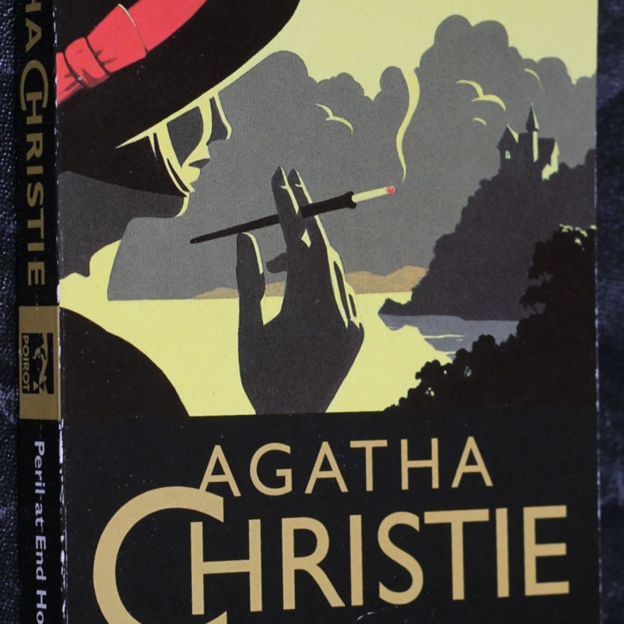 Agatha Christie Peril at End House
