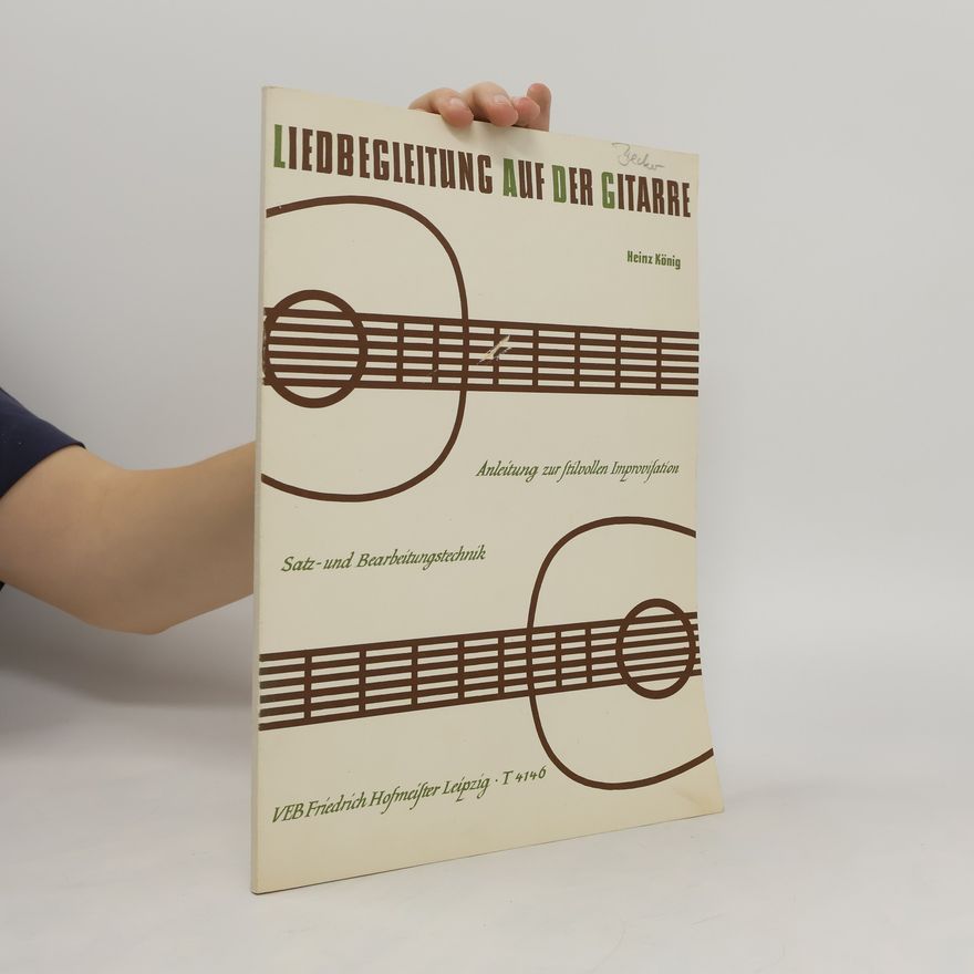 Heinz König Liedbegietung auf der Gitarre