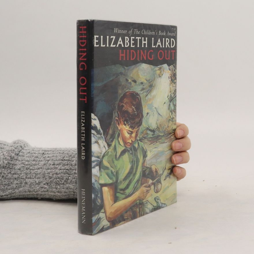 Elizabeth Laird Hiding Out