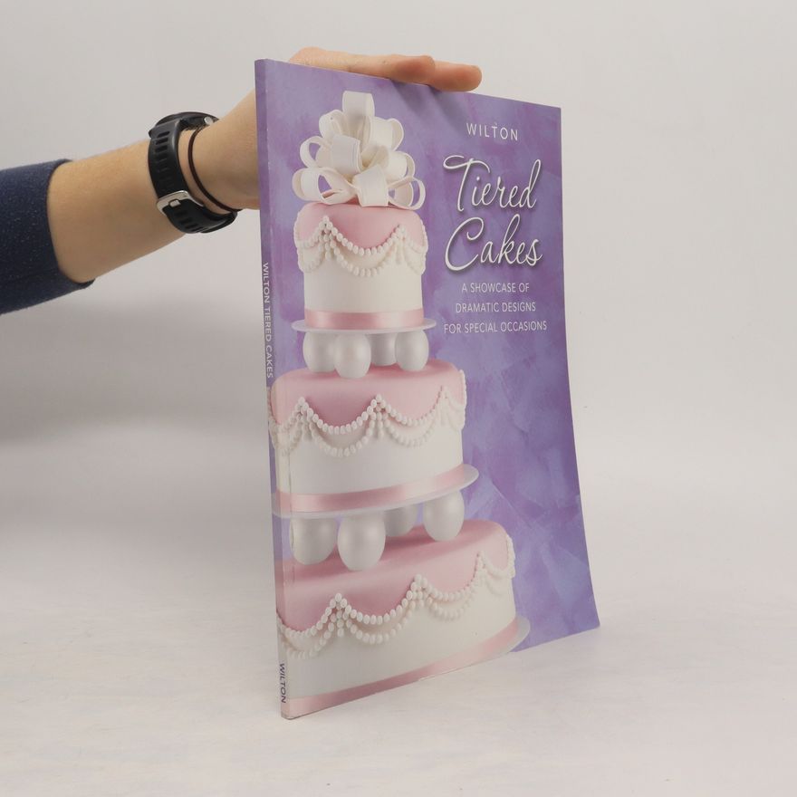 Kolektiv autorů Wilton Tiered Cakes