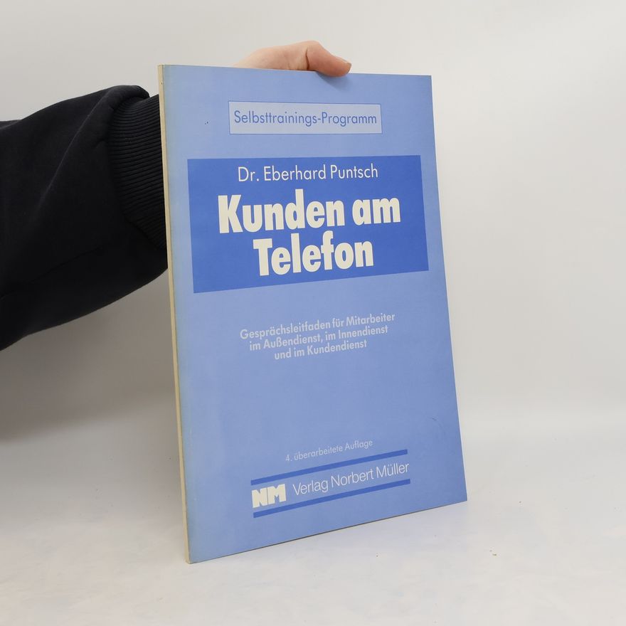 Dr. Eberhard Puntsch Kunden am Telefon