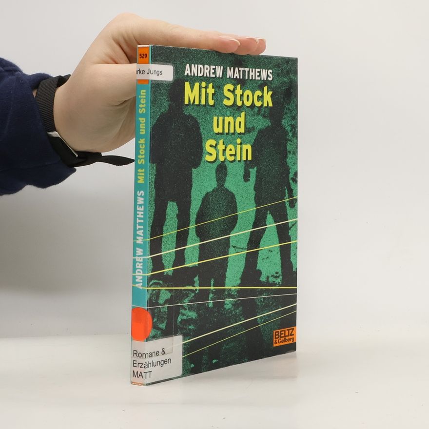 Andrew Matthews Mit Stock und Stein