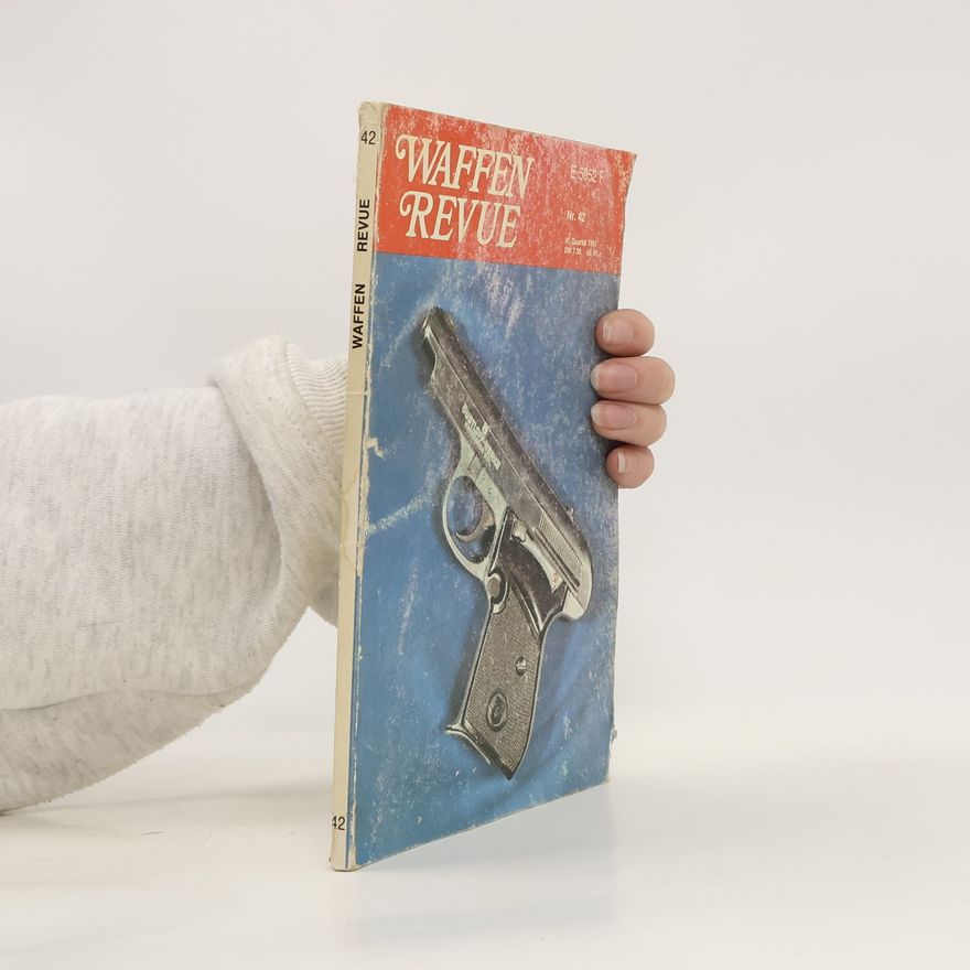 Autorenkollektiv Waffen Revue 42