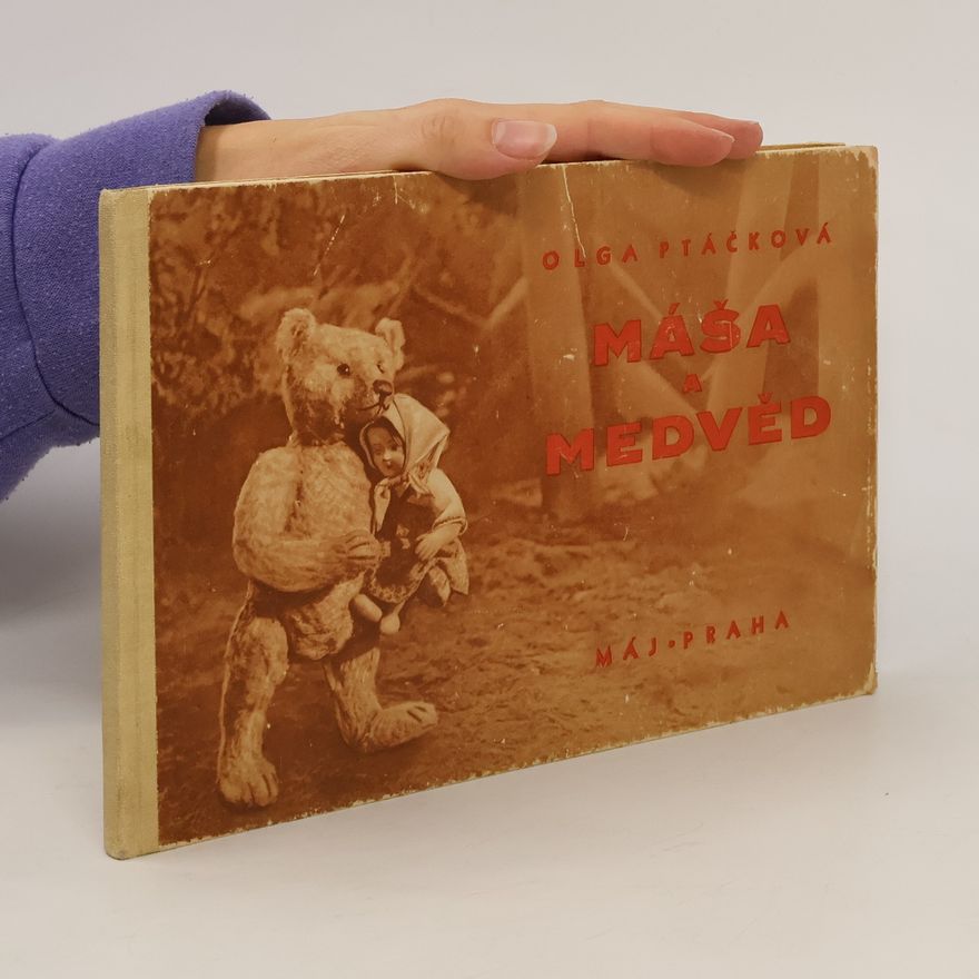 Olga Ptáčková Máša a medvěd