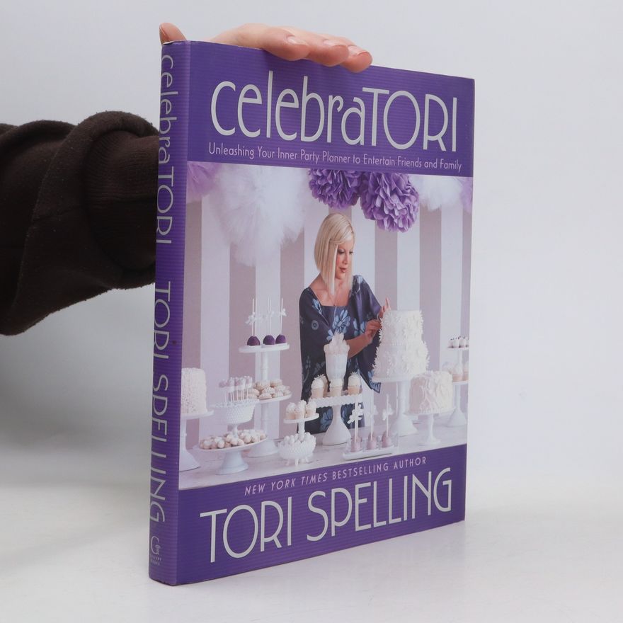 Tori Spelling celebraTORI