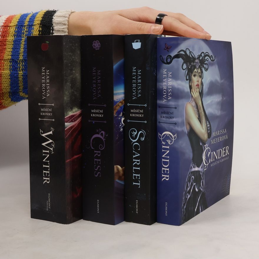 Marissa Meyer Měsíční kroniky 1-4