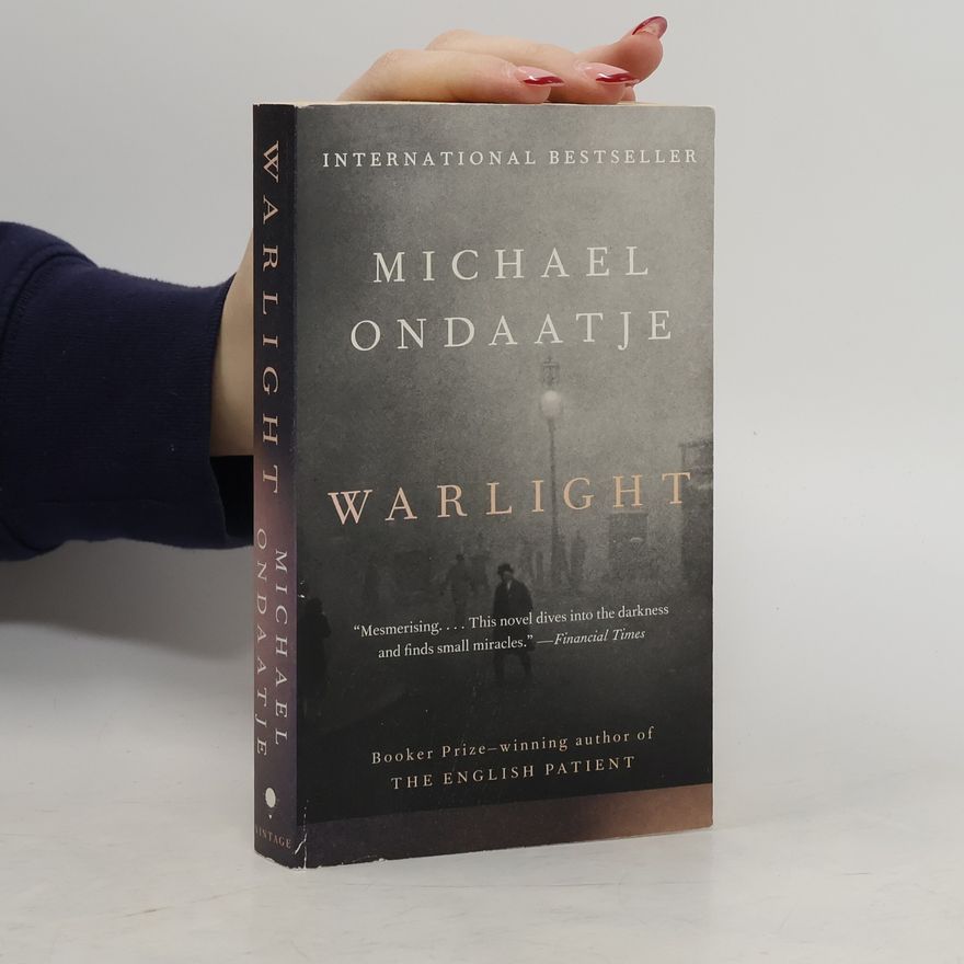 Michael Ondaatje Warlight