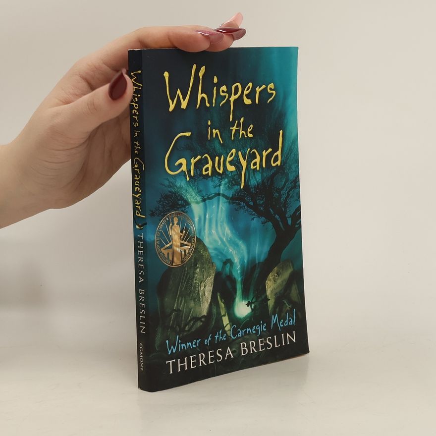 Theresa Breslin Whispers in the Graveyard