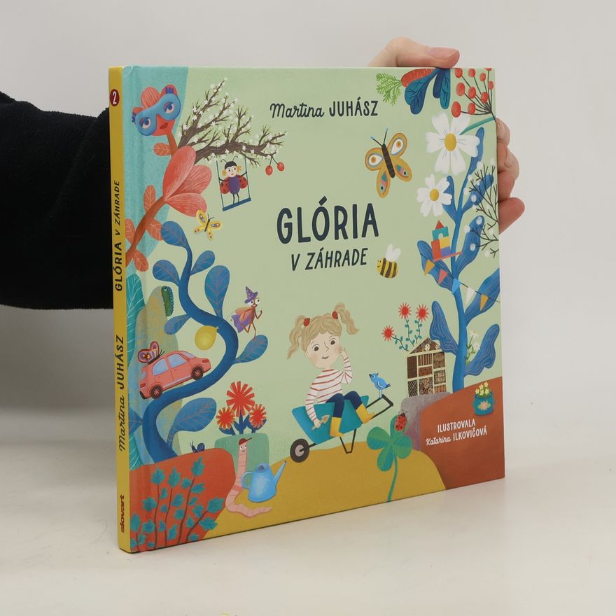 Martina Juhász Glória v záhrade