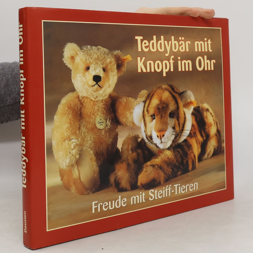 Marianne Cieslik Teddybär mit Knopf im Ohr