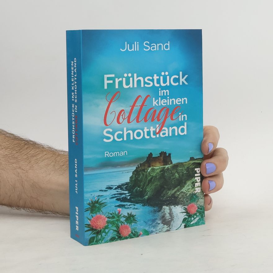 Juli Sand Frühstück im kleinen Cottage in Schottland