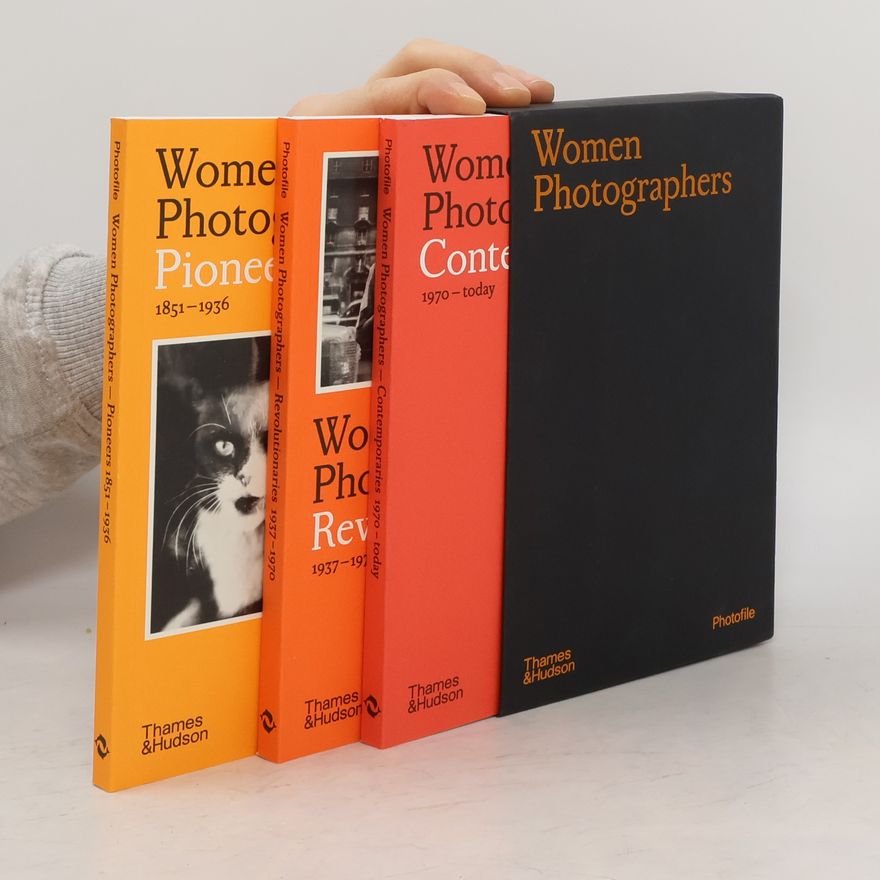 Clara Bouveresse Women Photographers (Slipcased set)