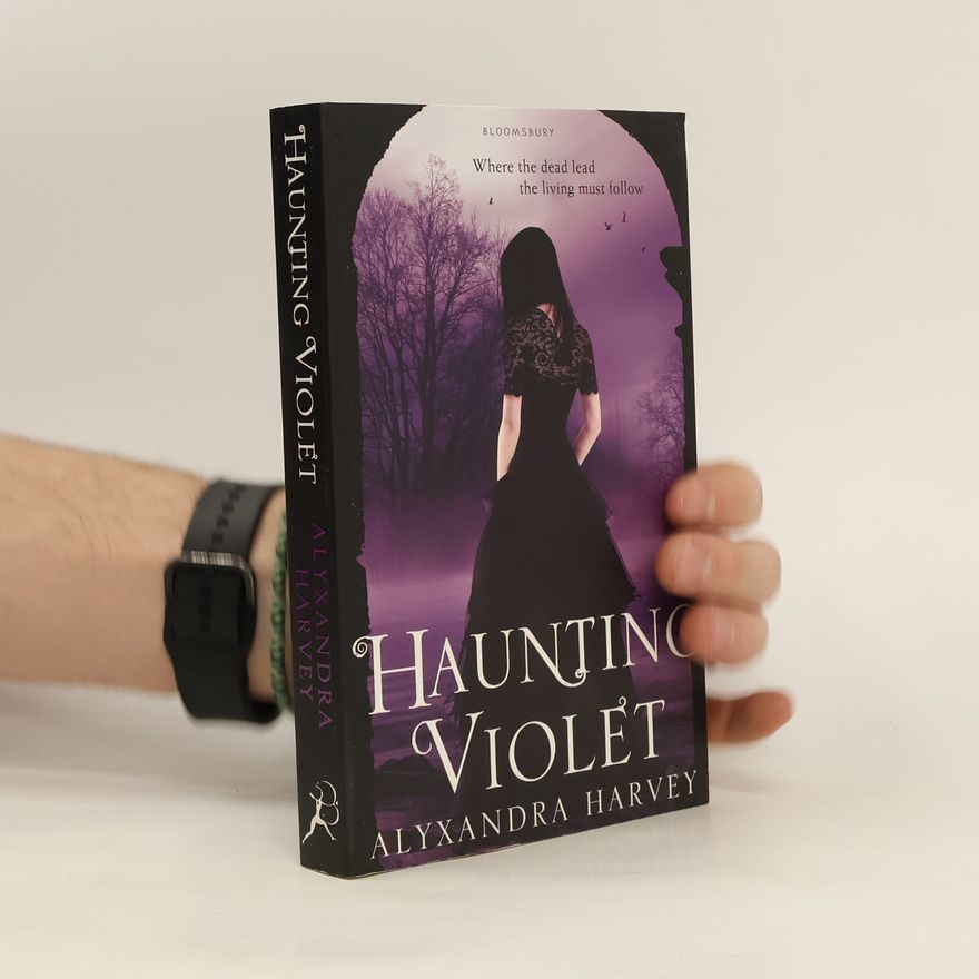 Alyxandra Harvey Haunting Violet