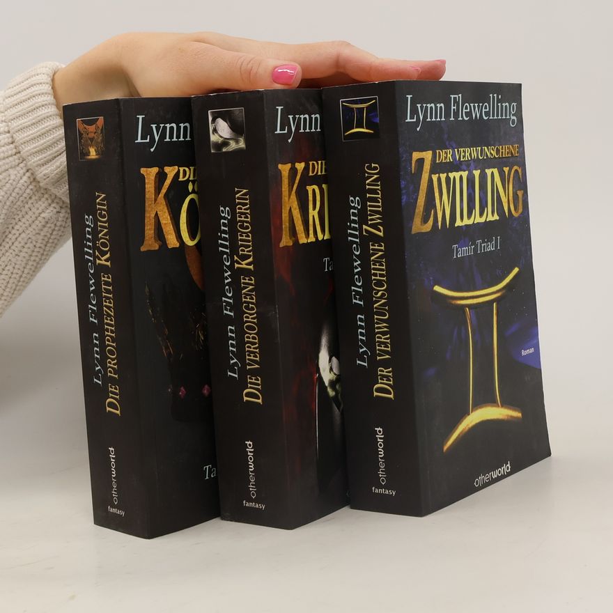 Lynn Flewelling Tamír Triad 1-3