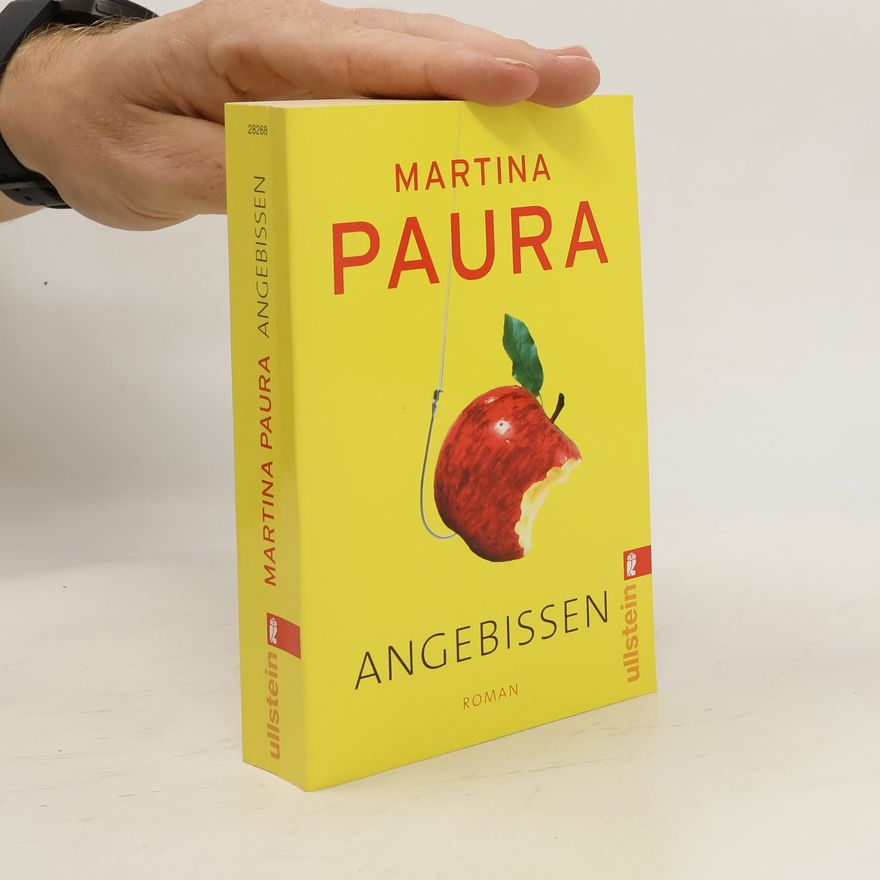 Martina Paura Angebissen